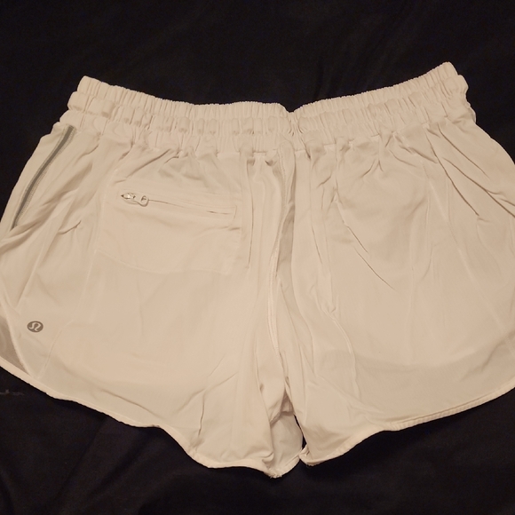 Lululemon Athletica Cream Athletic Shorts - Picture 2 of 2